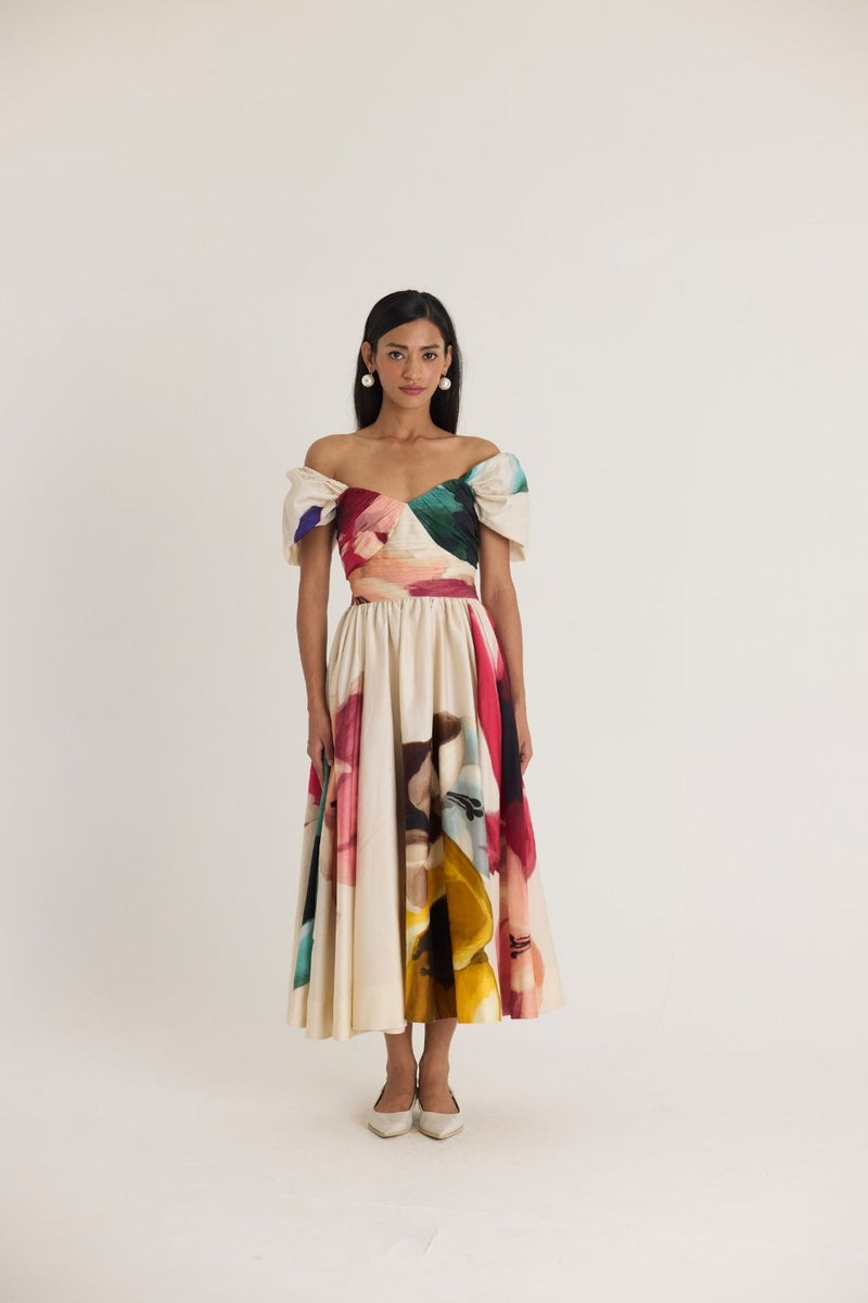 LILA PUFF SLEEVE DRESS satin by Yam in white color for women Worldwide