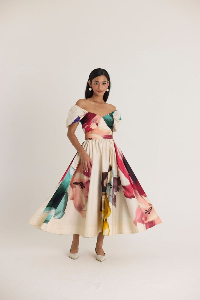 LILA PUFF SLEEVE DRESS satin by Yam in white color for women Worldwide