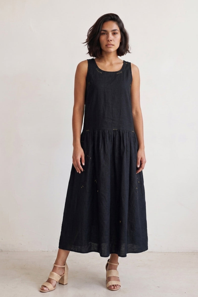 Susan Noir Dress hemploop, lyocell dress by Doodlage in black for women Worldwide