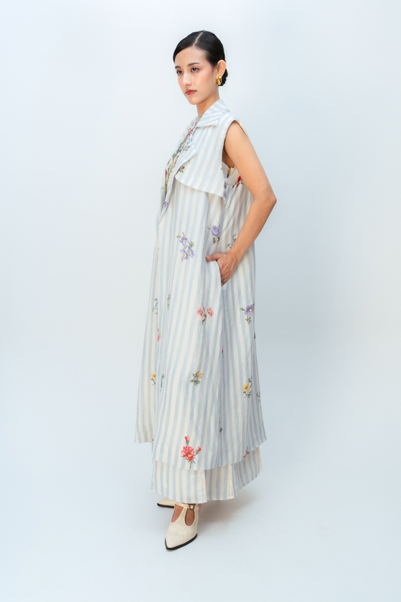 Sugar Veil Trench linen jacket/overlay by Ode to Odd in blue for women Worldwide