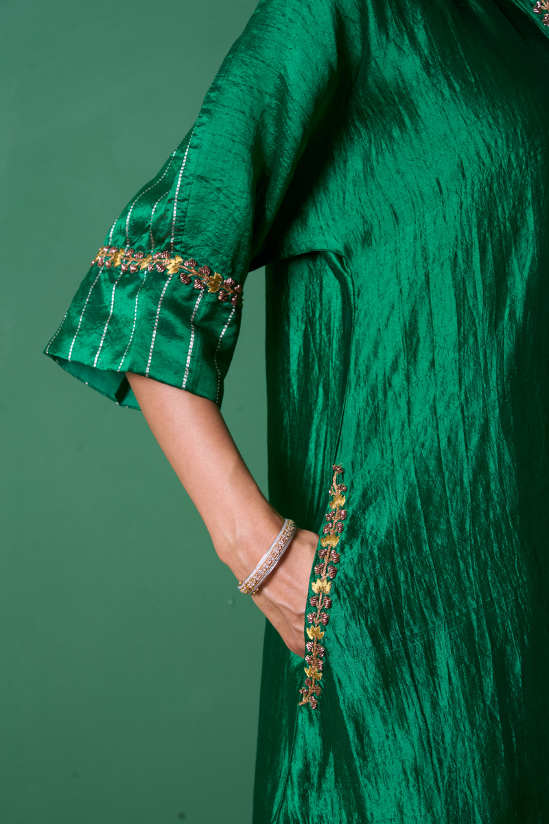 Radiance Kurta Set - Emerald silk by Priti Prashant for women Worldwide