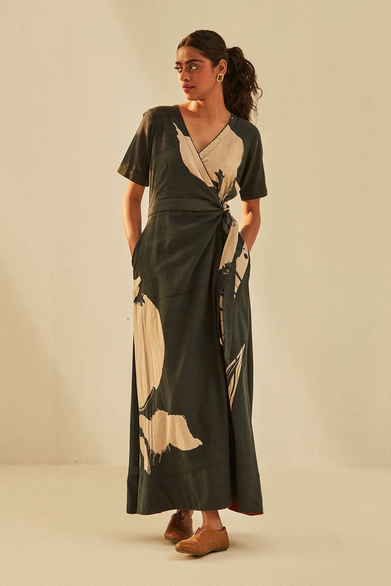 Bhutan Dress cotton by Khara Kapas in black for women Worldwide