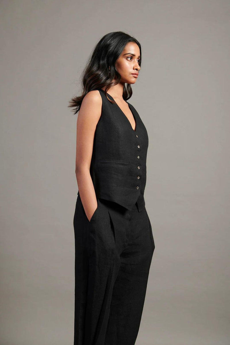 Kohl Linen Waist Coat Set linen by Saphed in black color for women Worldwide