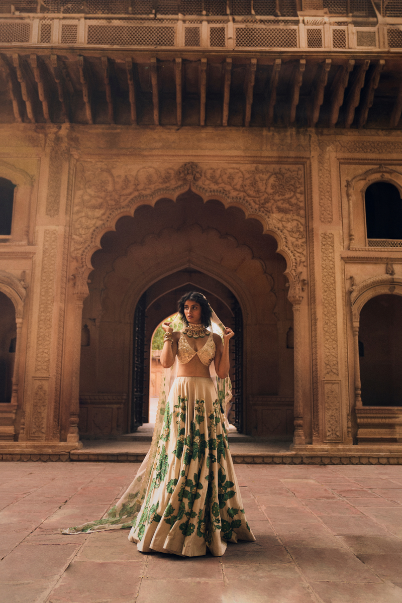 PH-2473 
Lehenga 
Blouse 
Dupatta Set by Paulmi & Harsh for women Worldwide