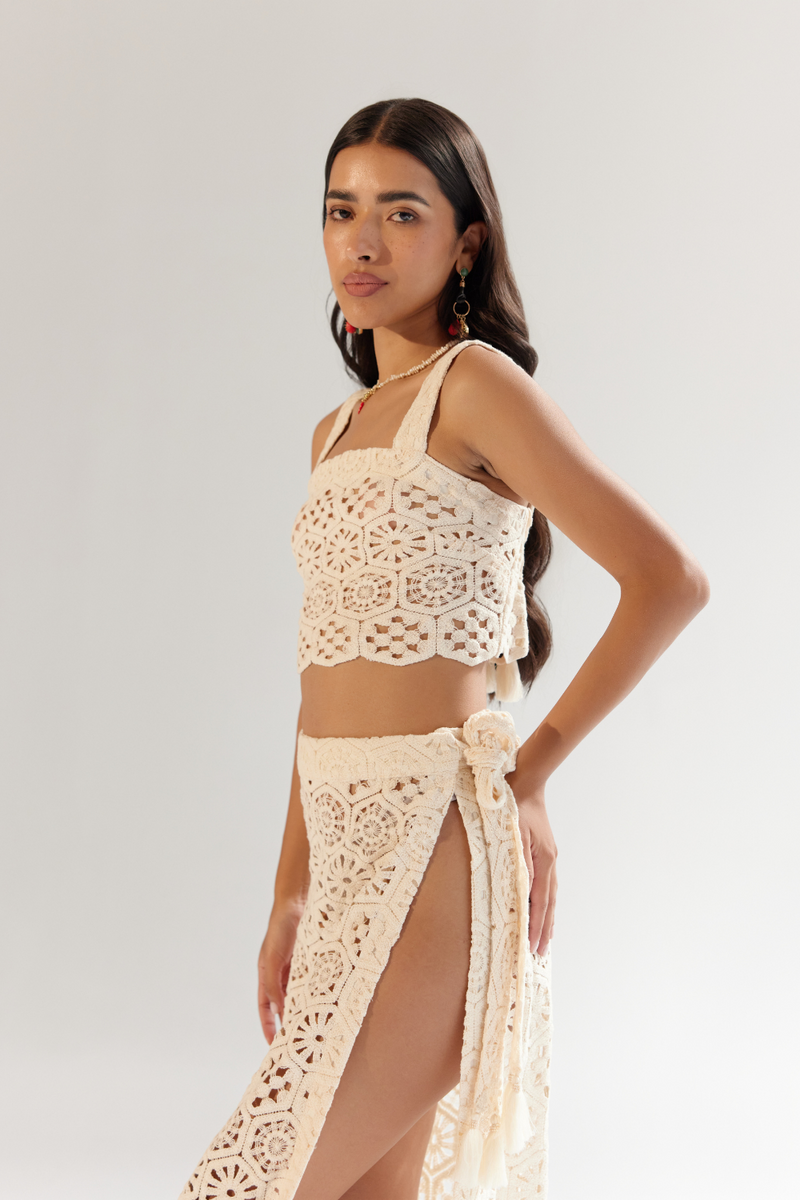 Magda Top - White by NOIB for women Worldwide