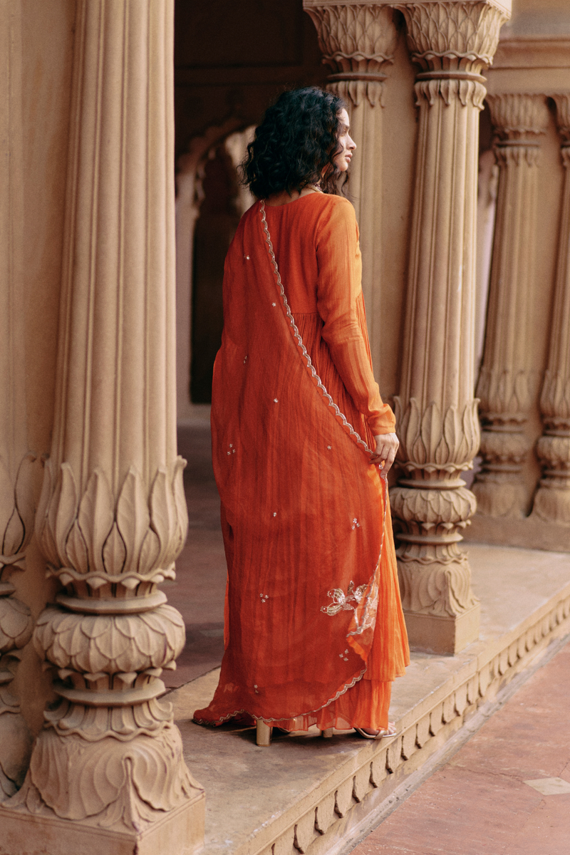 PH-2460 
Anarkali 
Skirt
Dupatta Set by Paulmi & Harsh for women Worldwide