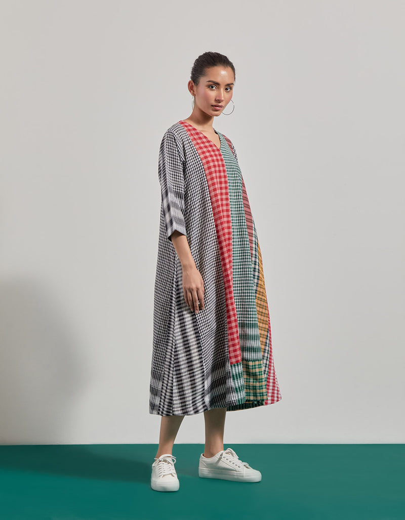Sierra Dress gamcha dress by 145 East in green, red for women Worldwide