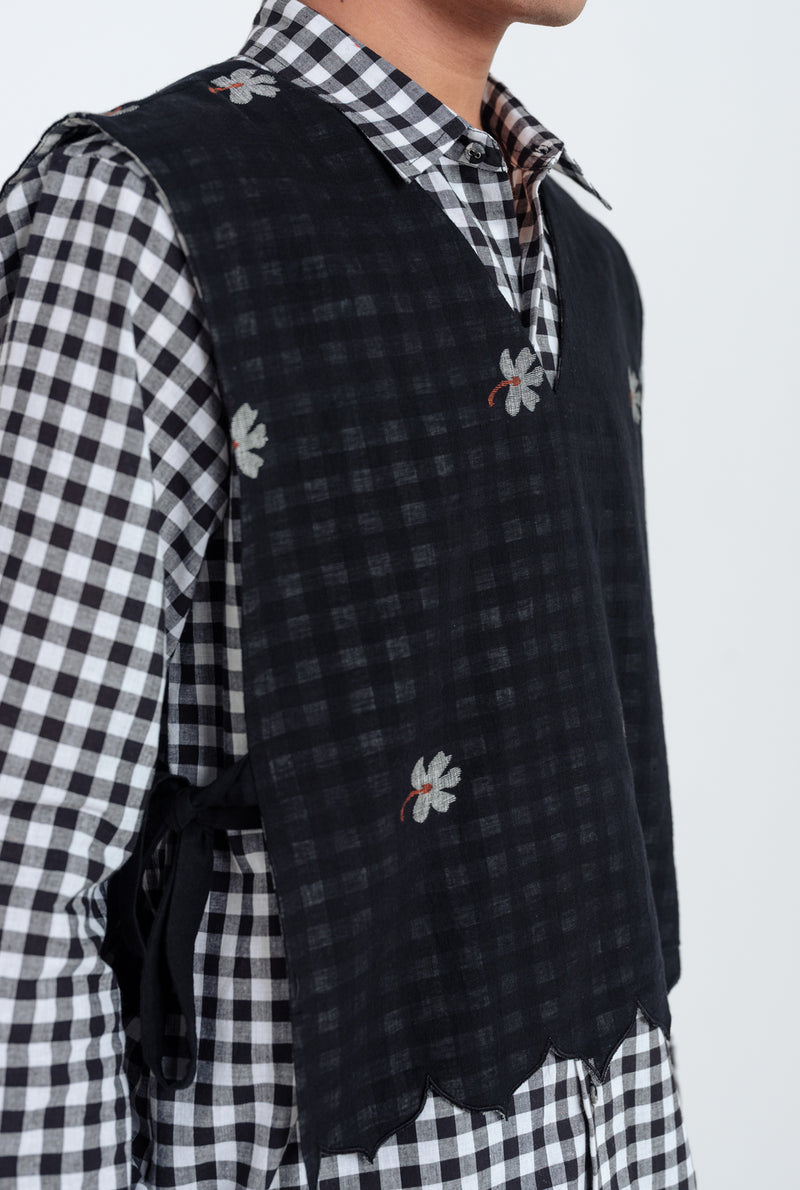Groove Handloom Shirt cotton shirt by Jodi Men in black, white for men Worldwide