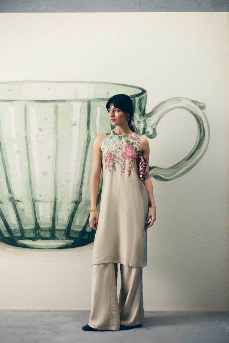 SHIRO KURTA SET silk by Paulmi & Harsh in ivory color for women Worldwide