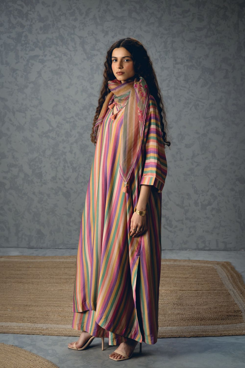 AYAKA KURTA SET- EARTHY silk by Paulmi & Harsh in multi color for women Worldwide