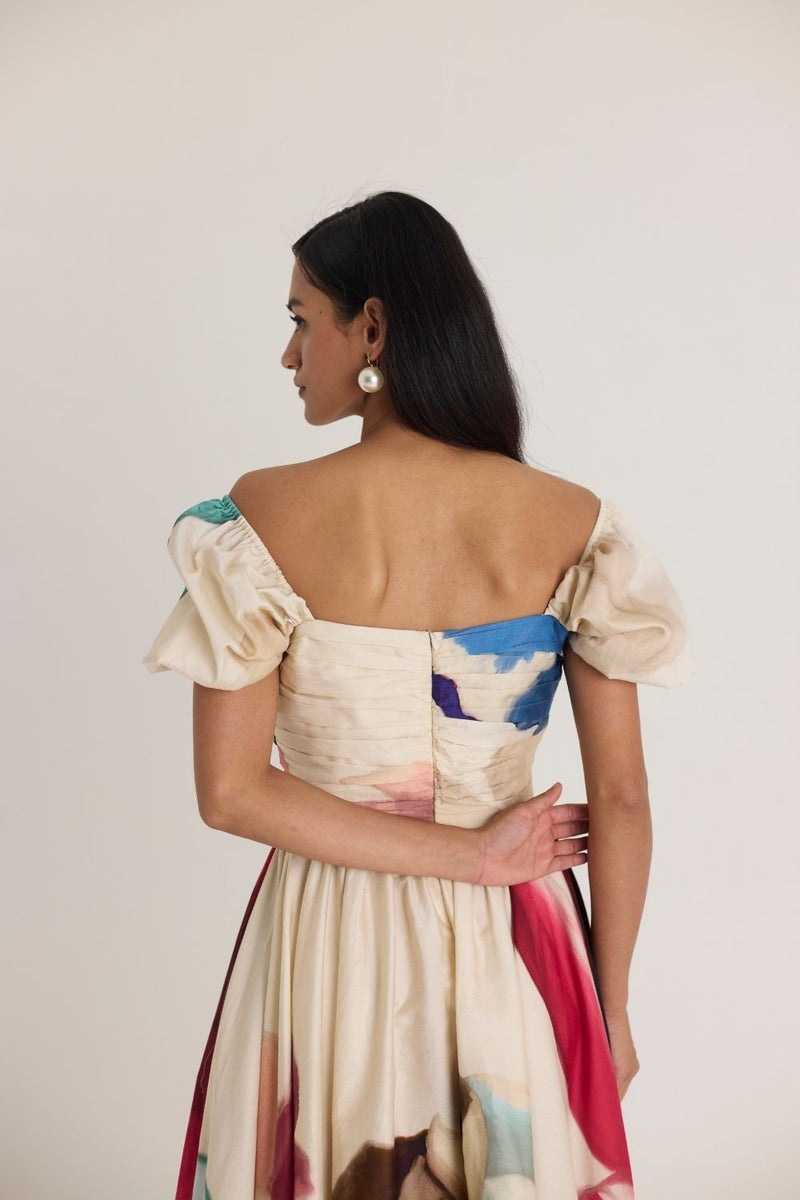 LILA PUFF SLEEVE DRESS satin by Yam in white color for women Worldwide