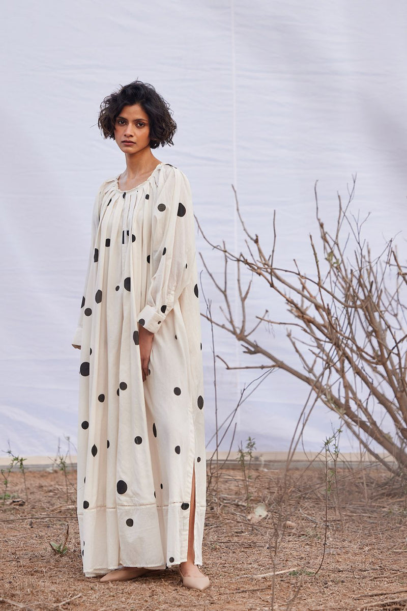 Luna Lilly cotton by Khara Kapas in white for women Worldwide