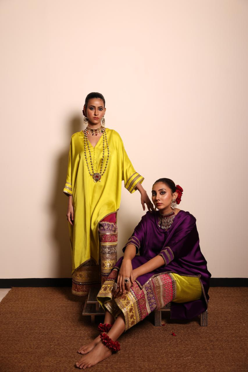 Plain Silk Tunic with Multi-border Izaar silk by Sabo by Sabina for women Worldwide