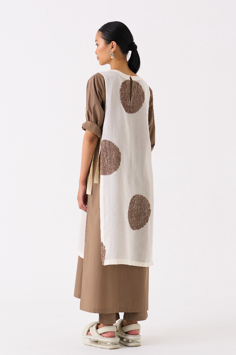 SIDE TIE OVERLAY TUNIC-OVERLAY : IVORY
TUNIC : CEDAR