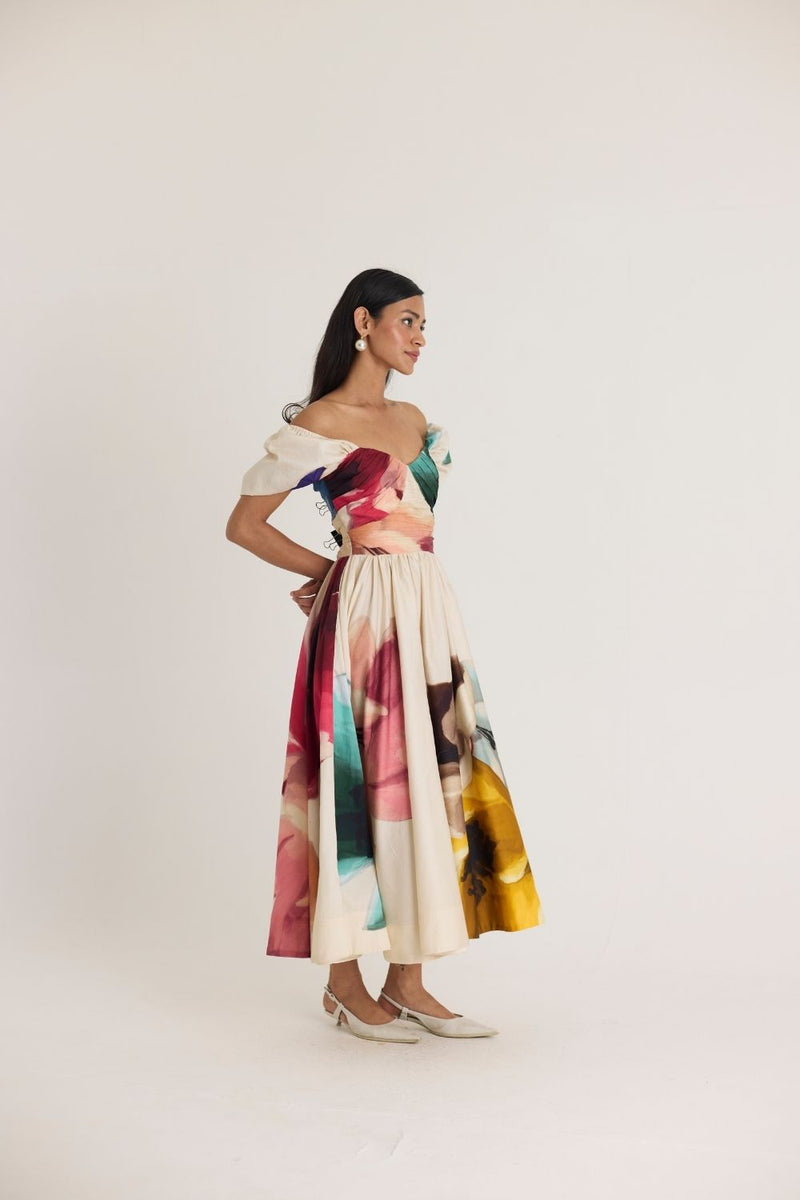LILA PUFF SLEEVE DRESS satin by Yam in white color for women Worldwide