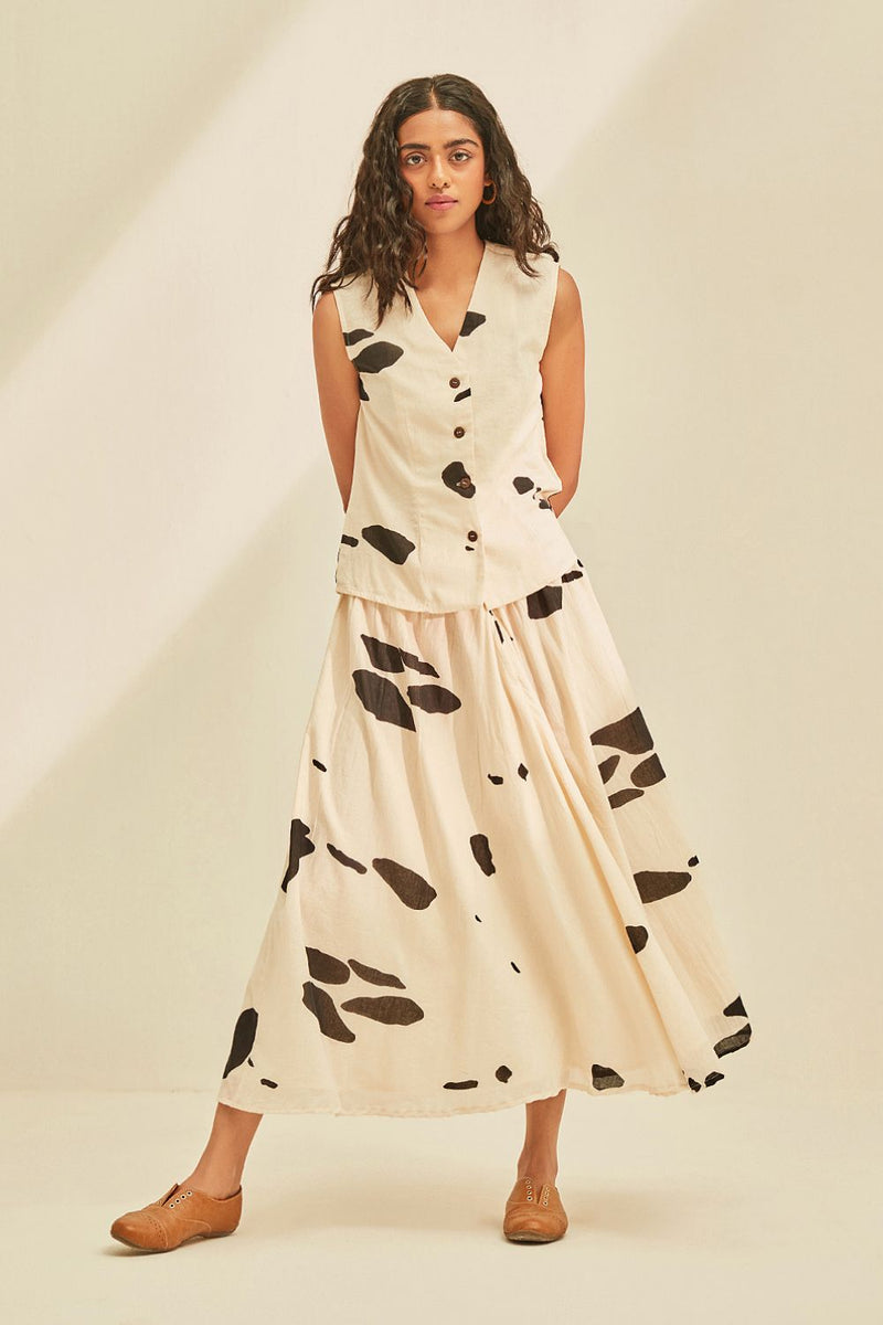 Dalmation Co-ord set cotton by Khara Kapas in white for women Worldwide
