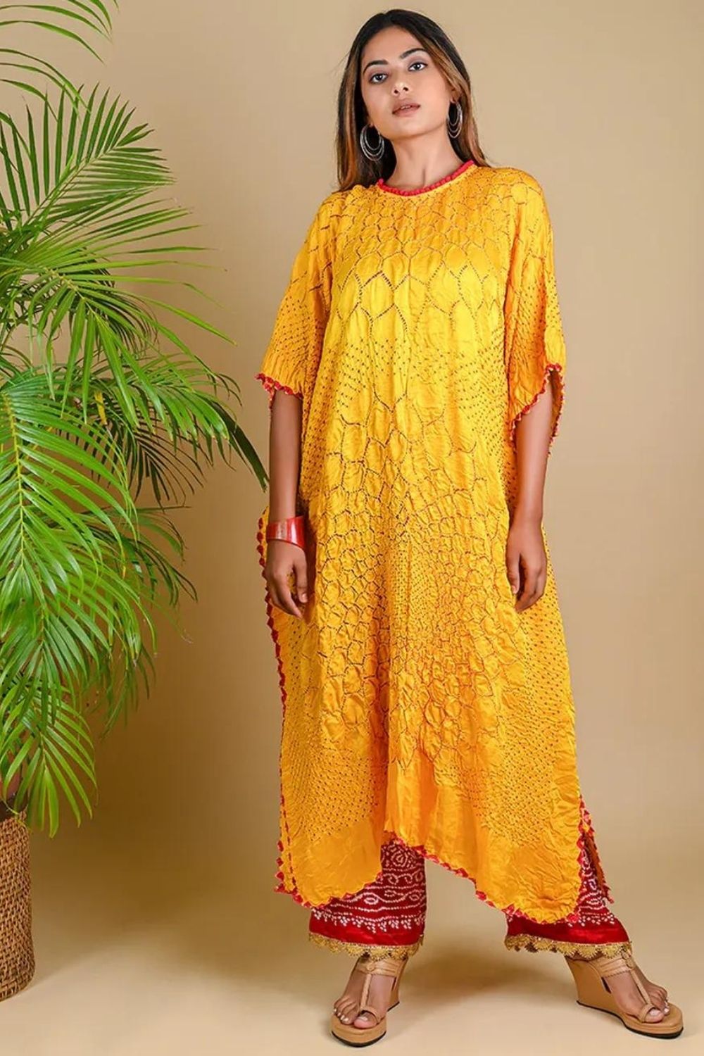 THREE FLOWERS KAFTAN-YELLOW