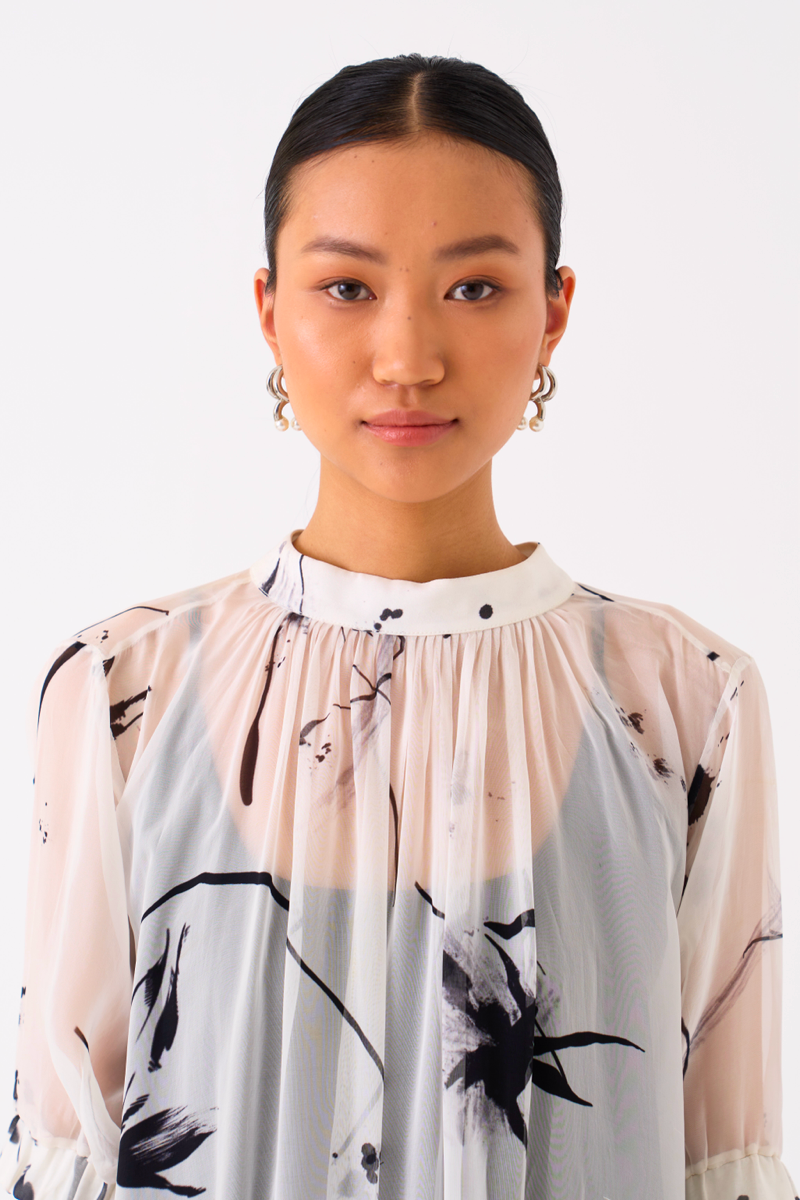 SHEER BOTTOM FRILL DRESS
-BLACK/WHITE organza by THREE in black color for women Worldwide
