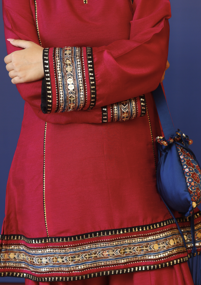Pherie Pink Salwaar Kameez and Dupatta Set silk by PRAHNAAYA in pink color for women Worldwide