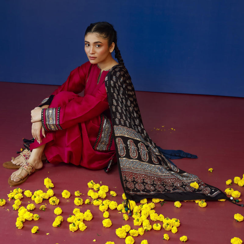 Pherie Pink Salwaar Kameez and Dupatta Set silk by PRAHNAAYA in pink color for women Worldwide