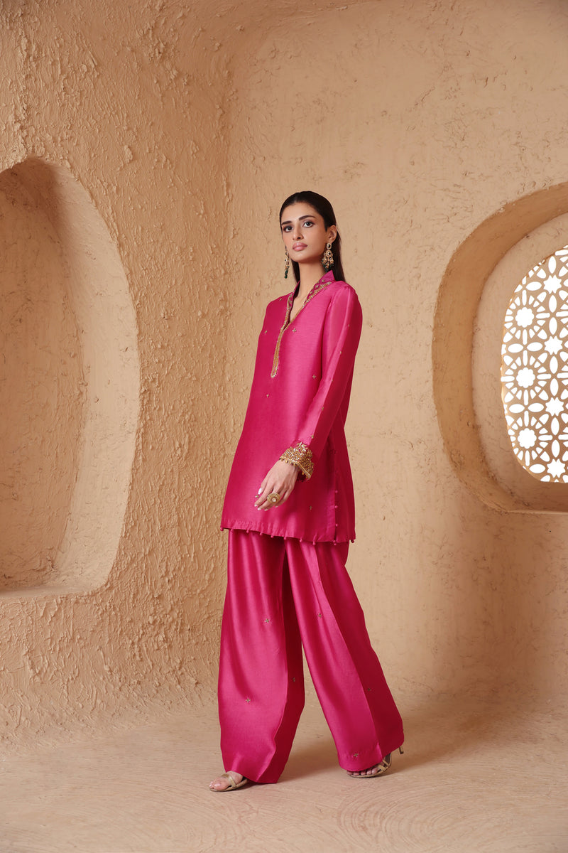 Mehrang Pink Short Buti Kurta Set silk chanderi , silk tencel kurta/kurta set by Niti Bothra in pink for women Worldwide