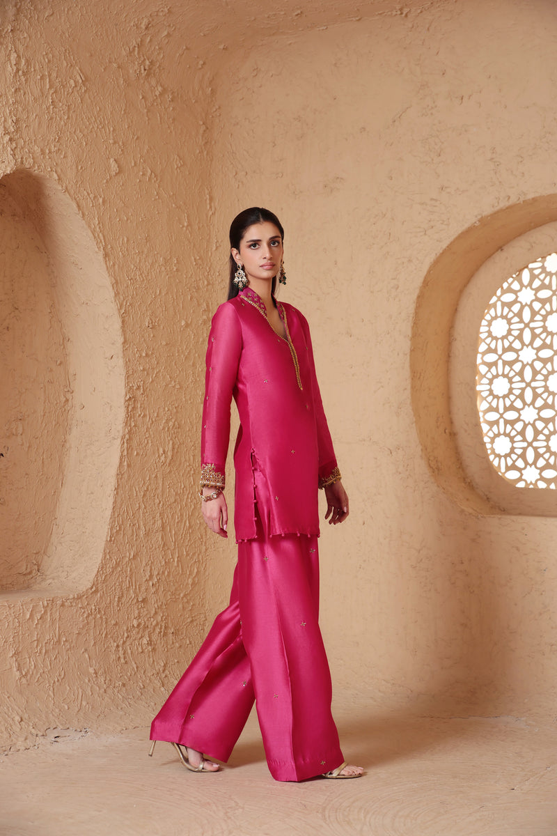 Mehrang Pink Short Buti Kurta Set silk chanderi , silk tencel kurta/kurta set by Niti Bothra in pink for women Worldwide