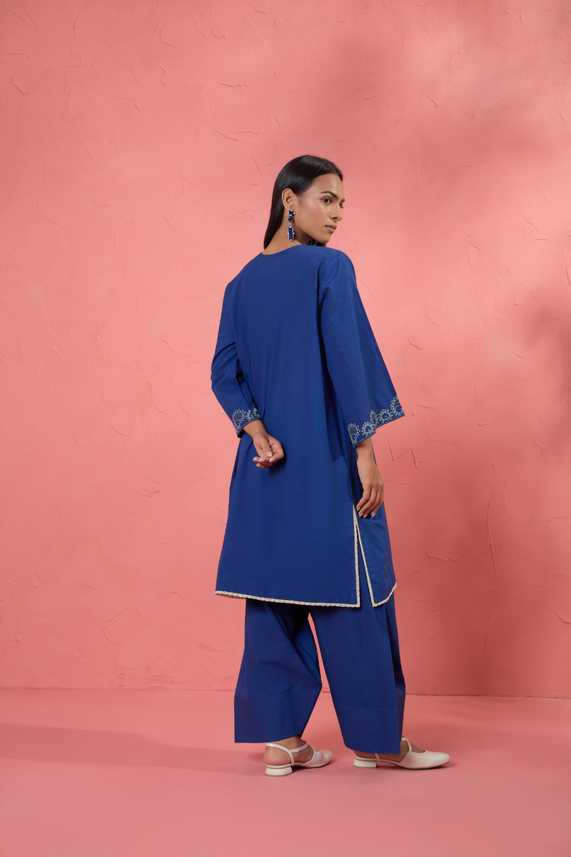 Fi Rose Set 3 cotton cambric light kurta set by AAVIDI in blue for women Worldwide