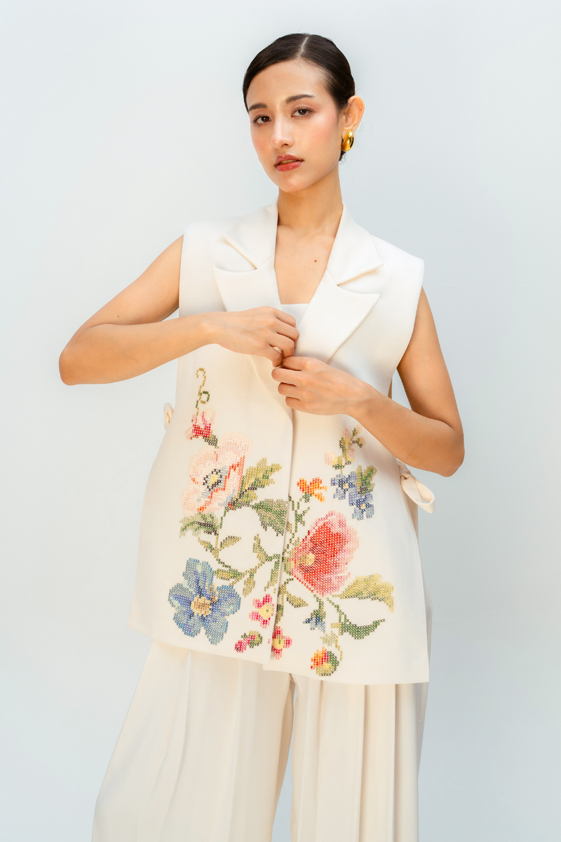 LIVING PETAL JACKET crepe jacket/overlay by Ode to Odd in off white for women Worldwide