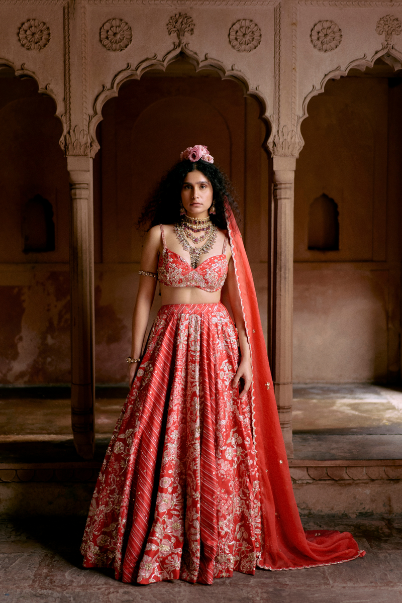 PH-2484 
Lehenga 
Blouse 
Dupatta Set by Paulmi & Harsh for women Worldwide