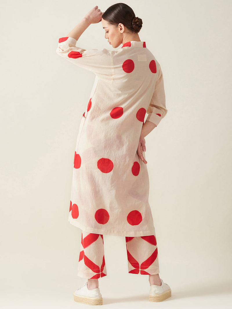 Polka Kurta Set cotton by Aavidi in white color for women Worldwide