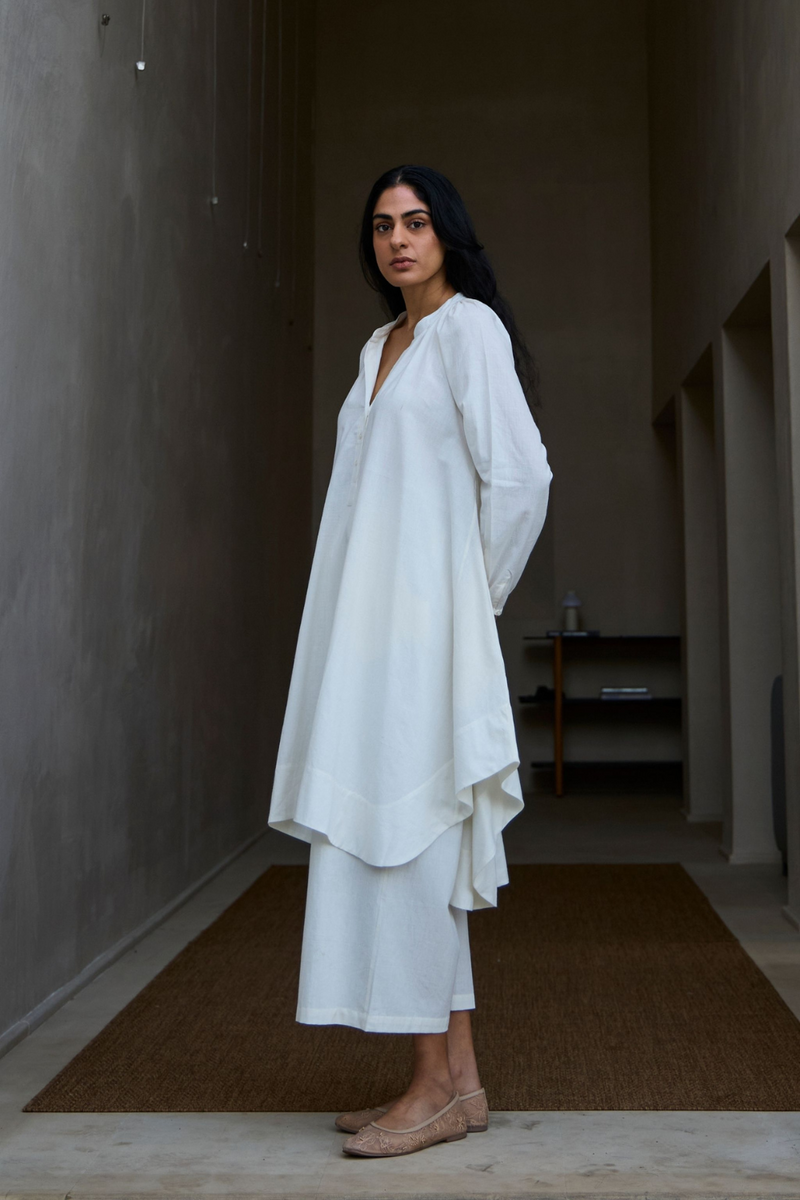 Woodstock Milk Pleated Pants cotton by The Summer House in white color for women Worldwide