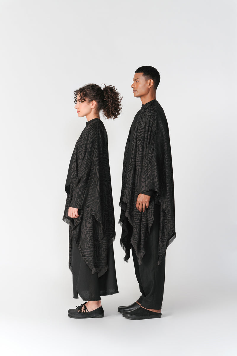 Jacquard Ruana Shawl scarve/stole by Turn Black in black for women Worldwide