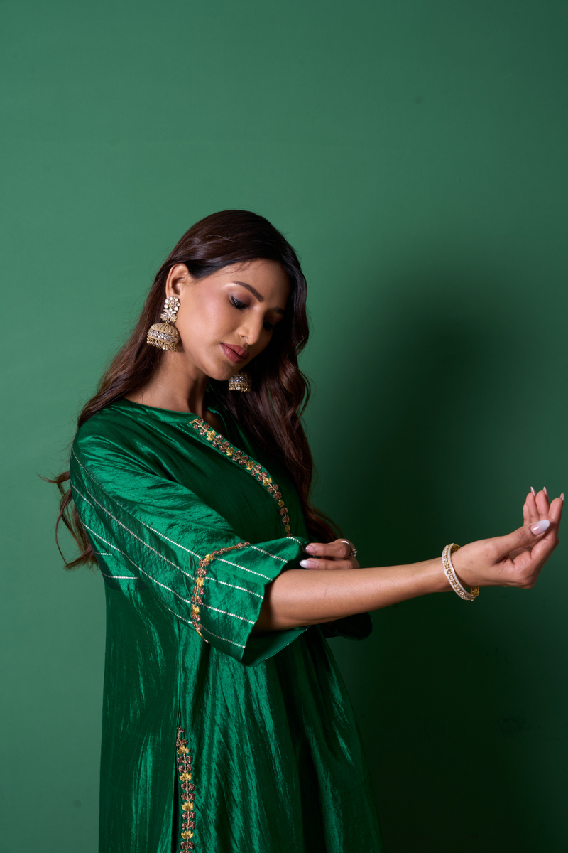 Radiance Kurta Set - Emerald silk by Priti Prashant for women Worldwide