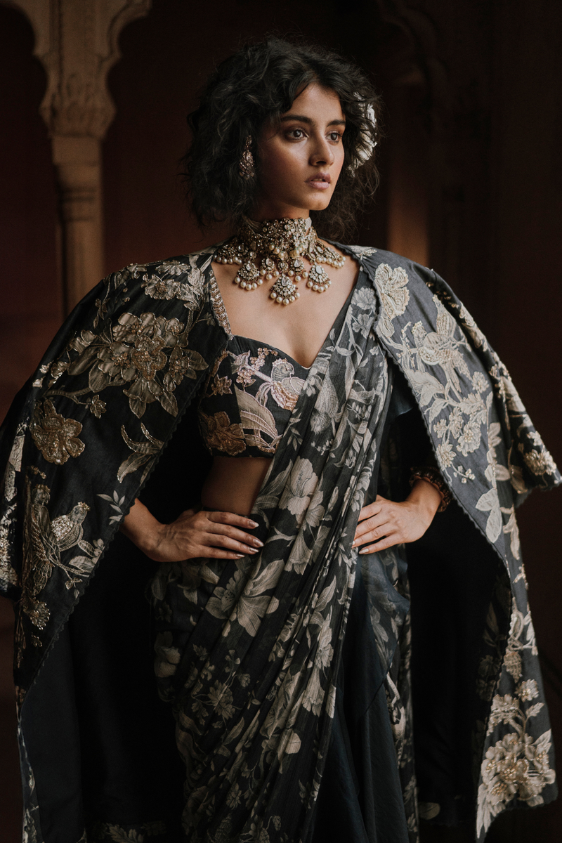 PH-2489 
Saree 
Blouse 
Jacket Set by Paulmi & Harsh for women Worldwide