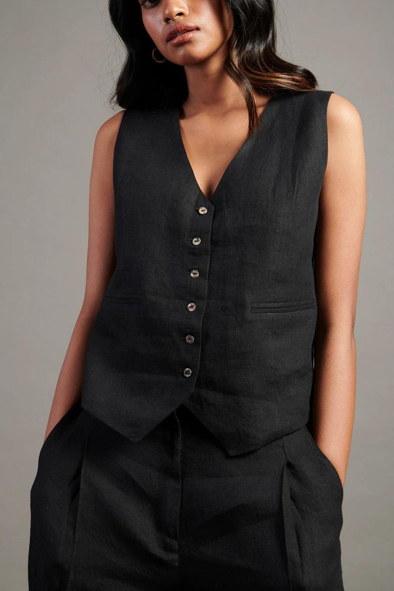 Kohl Linen Waist Coat Set linen by Saphed in black color for women Worldwide