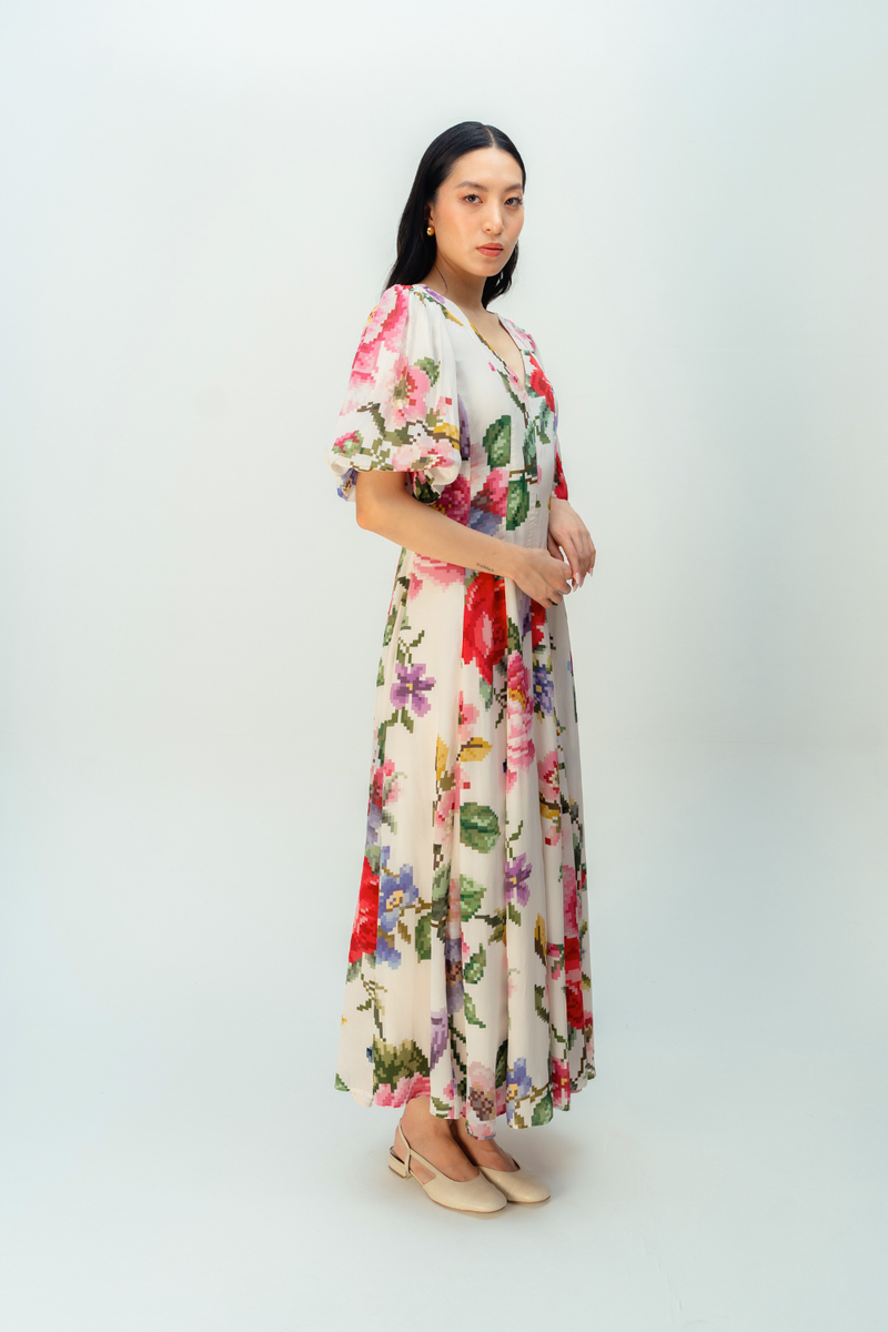 WILLOWMIST DRESS crepe dress by Ode to Odd in multi for women Worldwide