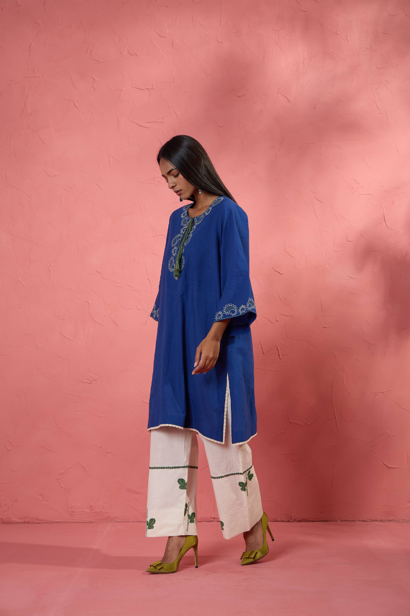 Fi Rose Set 2 cotton cambric light kurta set by AAVIDI in multicolor for women Worldwide