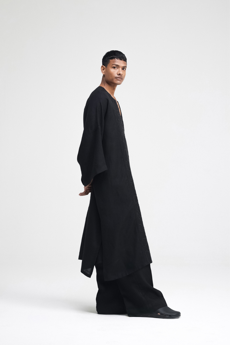 Daichi Hand-Embroidered Kaftan by Turn Black in black color for women Worldwide