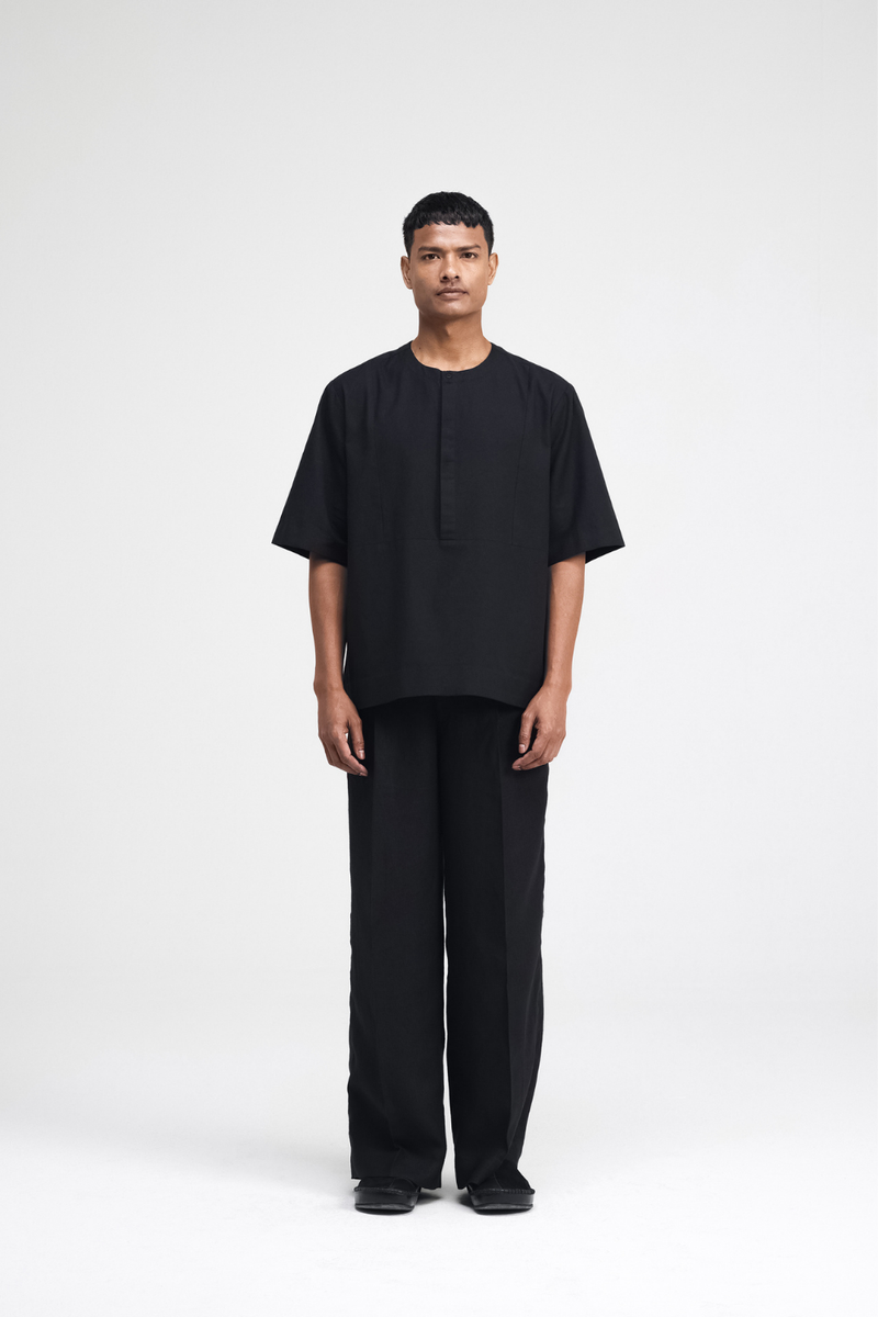 Moe Top cotton by Turn Black in black color for men Worldwide