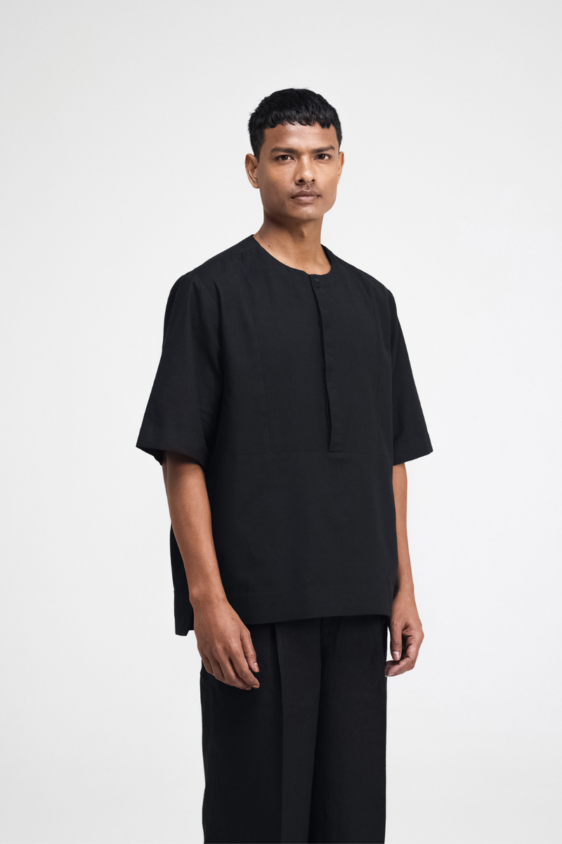 Moe Top cotton by Turn Black in black color for men Worldwide