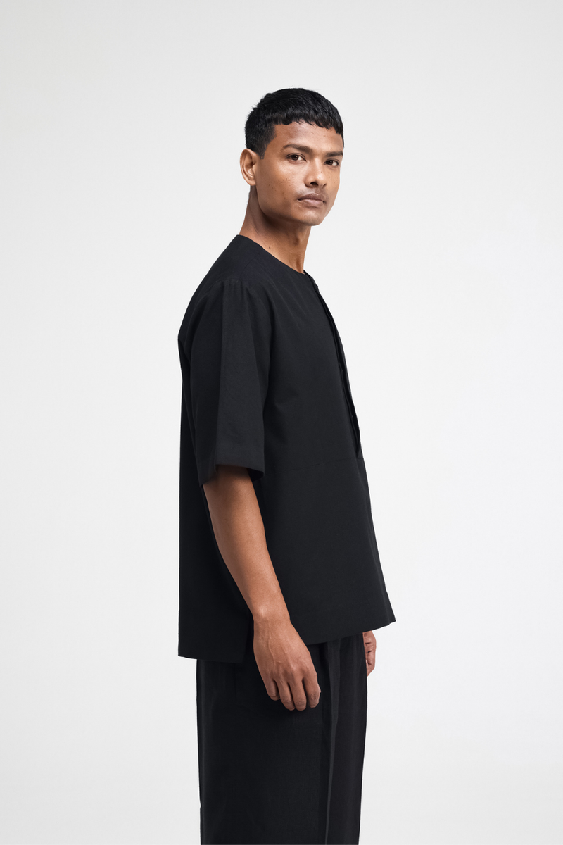 Moe Top cotton by Turn Black in black color for men Worldwide