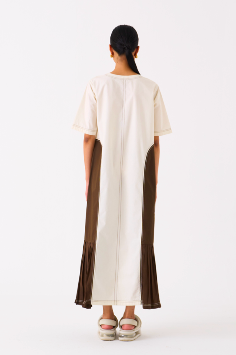 SIDE U-PLEAT DRESS-IVORY/DARK OLIVE