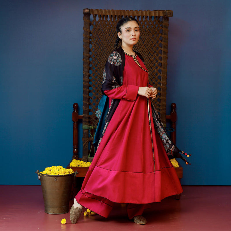Baithak Pink Flair Kali Kurta Set silk by PRAHNAAYA in pink color for women Worldwide