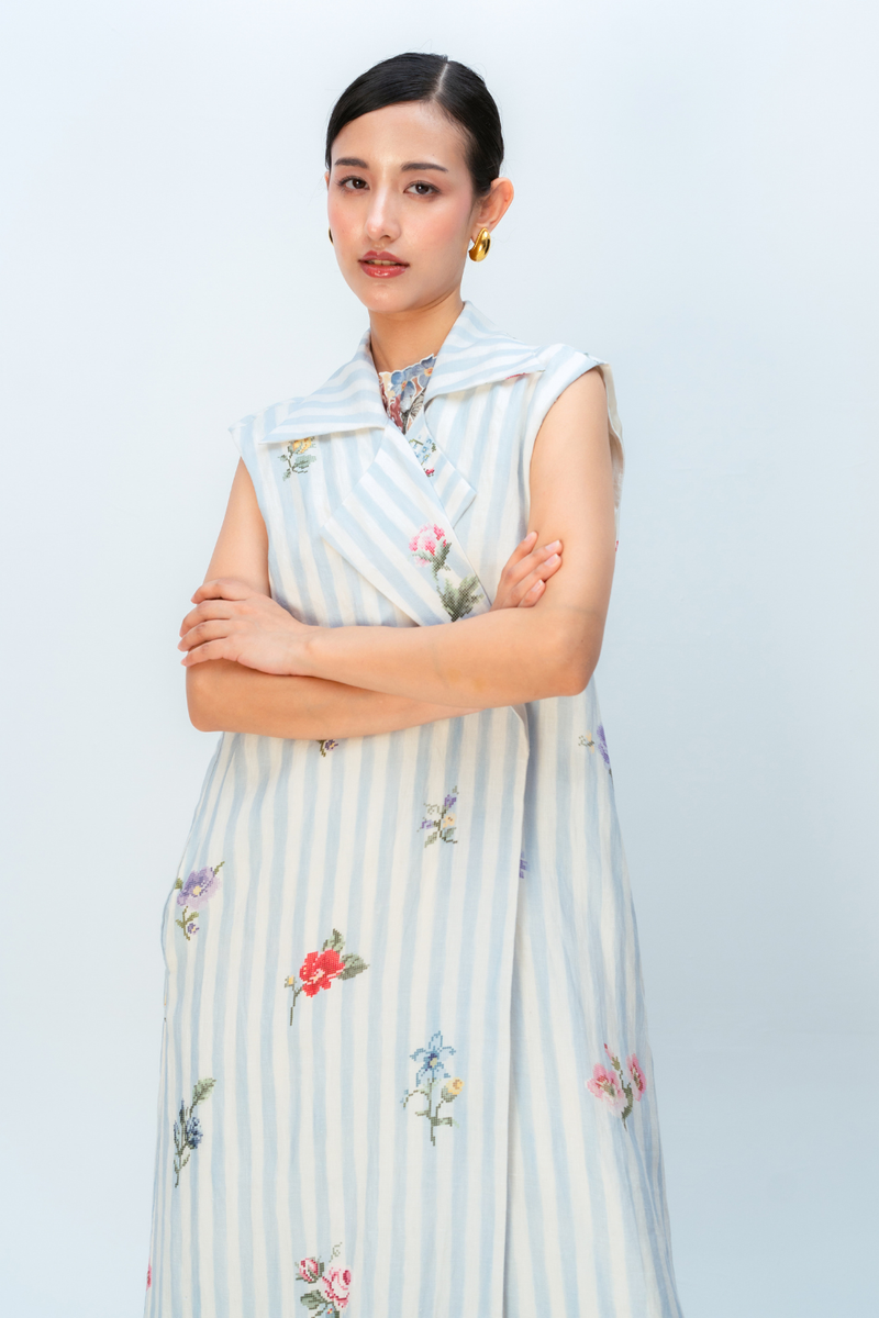Sugar Veil Trench linen jacket/overlay by Ode to Odd in blue for women Worldwide