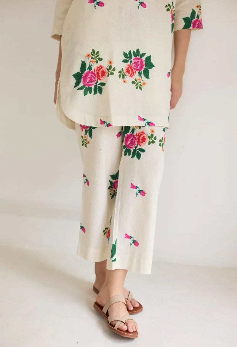 Rose Chintz Short Kurta Set cotton by Nadiya Paar in white color for women Worldwide