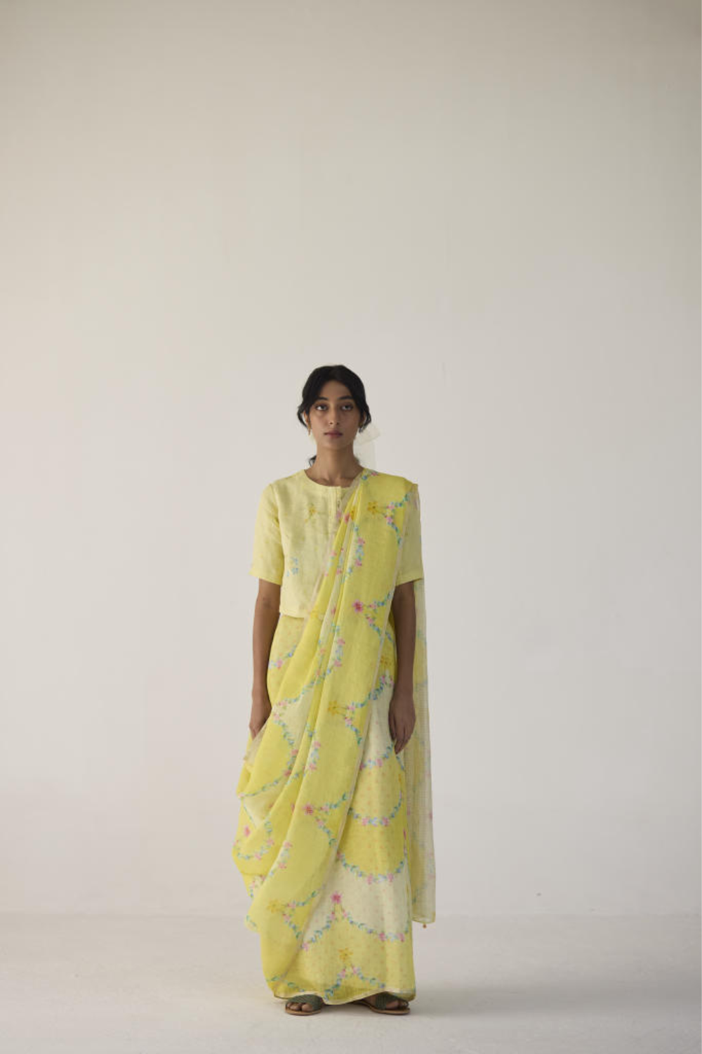 Gulmarg Linen Yellow Sari