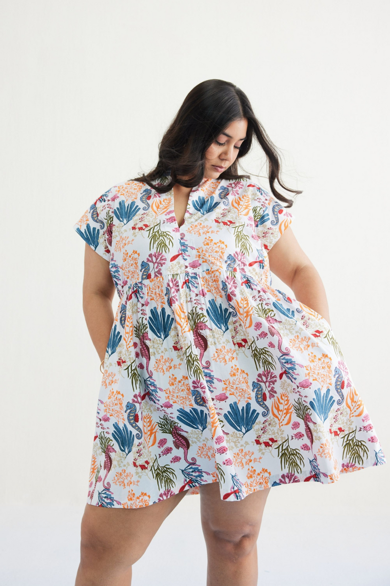 Ocean Heart Organic Cotton Dress poplin by SUI in white color for women Worldwide