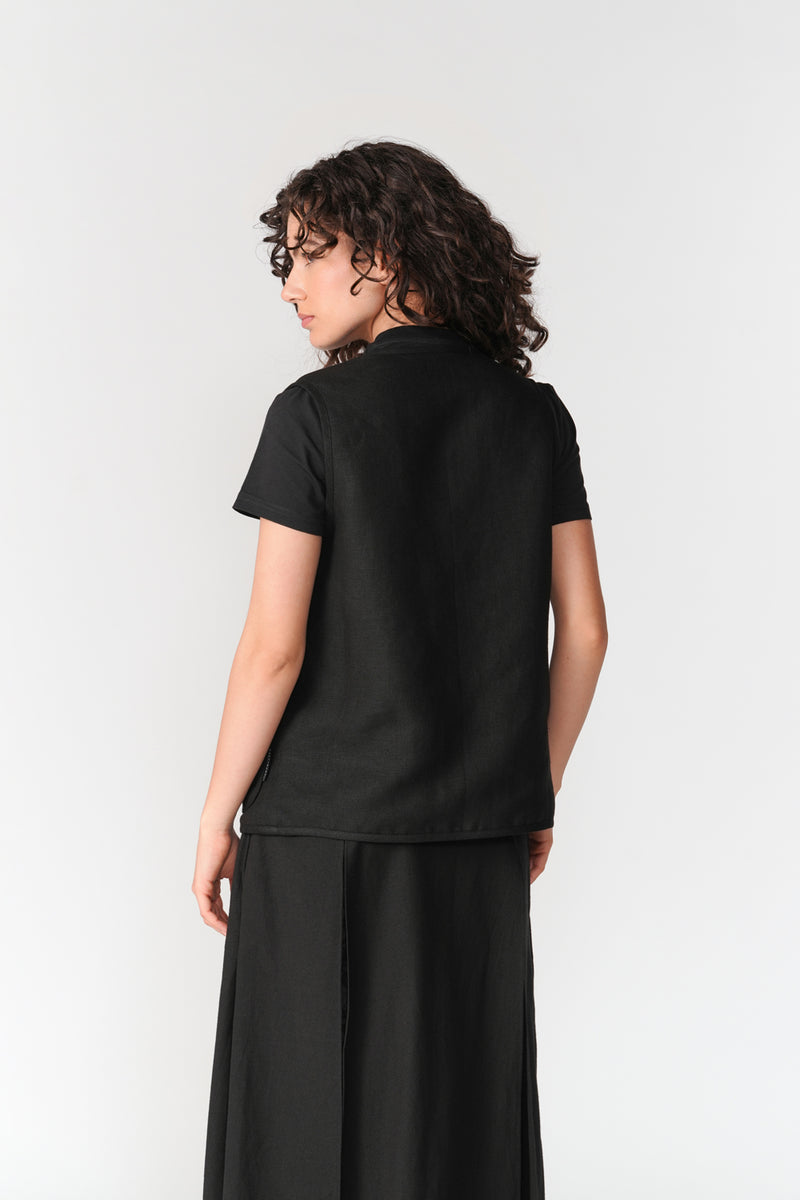 Duo Vest jacket/overlay by Turn Black in black for women Worldwide