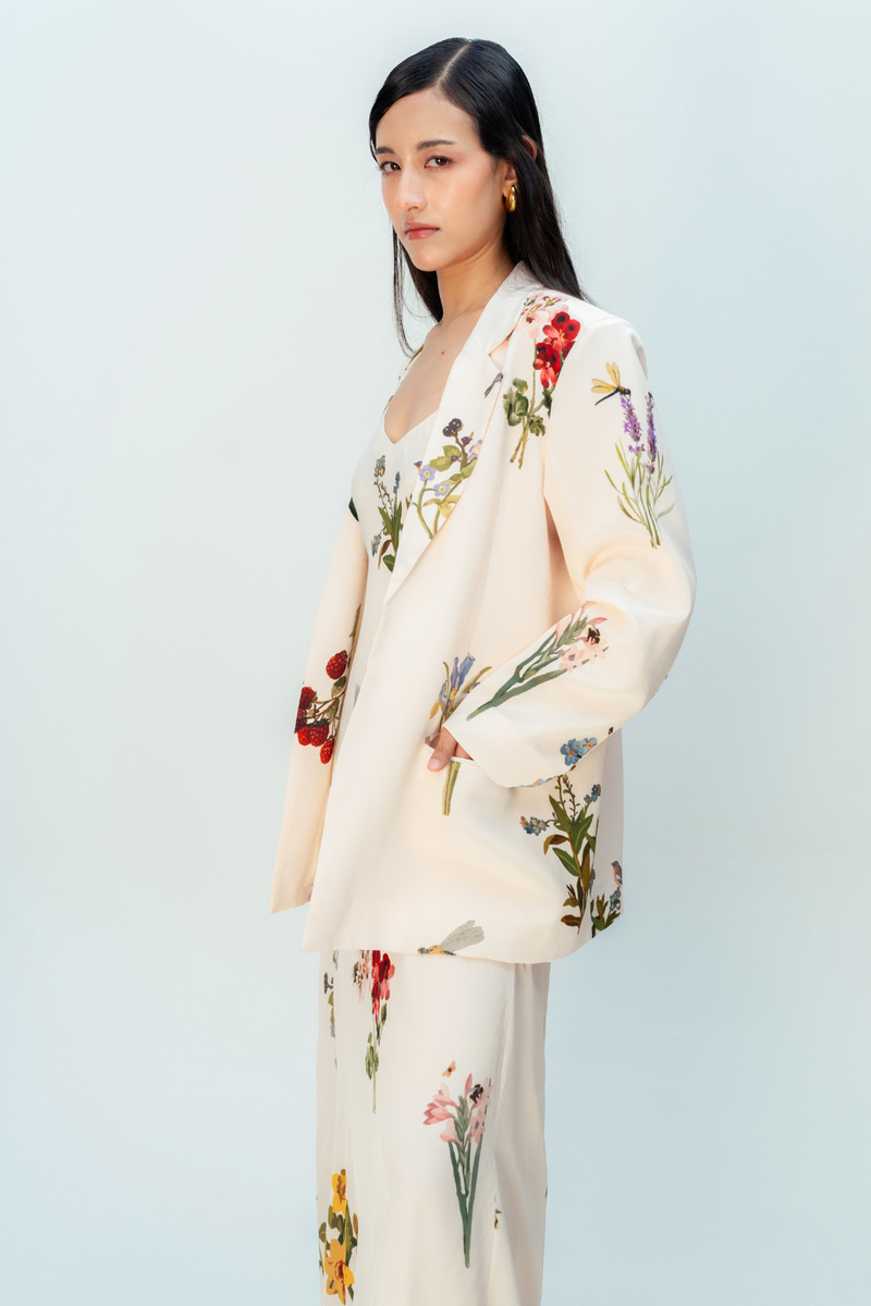 DANDELION DRIFT JACKET crepe jacket/overlay by Ode to Odd in blush pink for women Worldwide