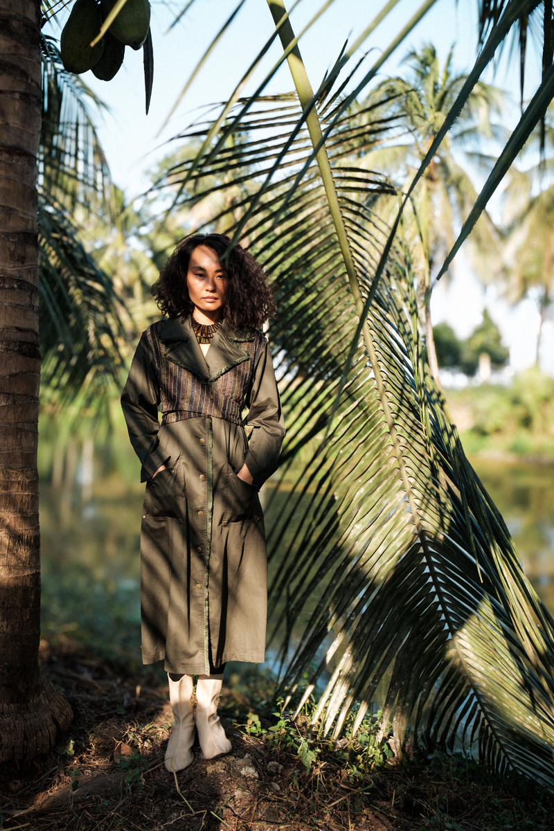 Upcycled Copenhagen Trench - Black Green cotton by The Terra Tribe in green color for women Worldwide